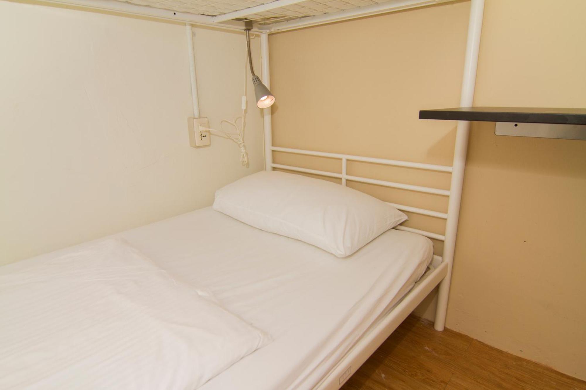 Mr. Lobster'S Secret Den Design Hostel Taipei Bilik gambar